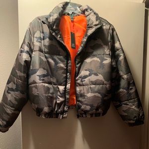 Women’s Camo Print Zip Up Puffer Jacket